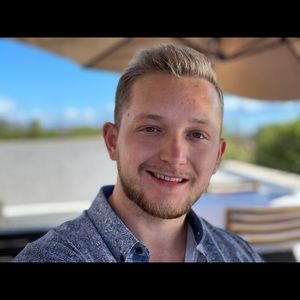 Meet your Posher, Christian